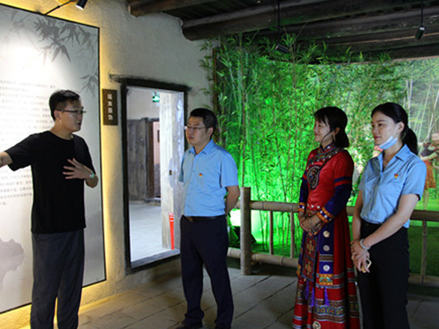 鄂旅投咸寧集團與九宮山管委會聯(lián)合組織黨建調(diào)研活動，助力鄉(xiāng)村振興發(fā)展